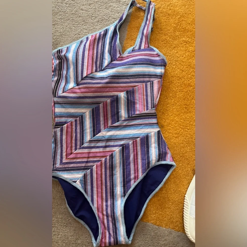 Becca by Rebecca one piece swimsuit